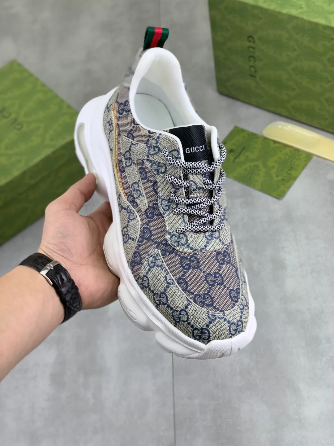 Men's men's shoes 💰P440💰 [New model] (GUCCI) official website's latest 🎁🎁casual and fashionable men's shoes 👟, hot style 💥 style is simple and elegant, exclusive for trendy men. Unique official website's latest brand double G elements Original 👑Gucci decoration, fashionable and generous, the fabric is original frosted calfskin✅Fully imported first-layer pigskin lining, the official website specifies wear-resistant, lightweight original rubber casual outsole, the classic model is taken in real life🎬38-44 4️⃣ colors available